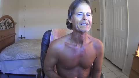 Snapshot of hewes1 chatting on 22, 3, 2026 hewes1 online show from 22, 3, 2026