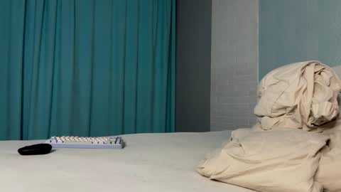 Snapshot of hey_arnold chatting on 23, 11, 2025 Arnold online show from 23, 11, 2025