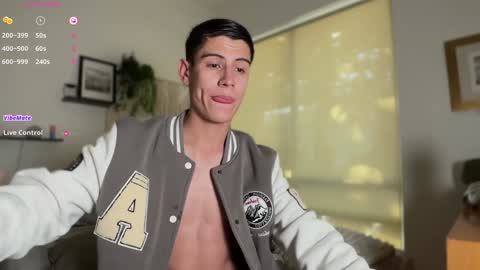 hey_cesard online show from 29, 12, 2024