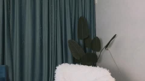 Snapshot of hey_herbal chatting on 1, 3, 2025 Audrey online show from 1, 3, 2025