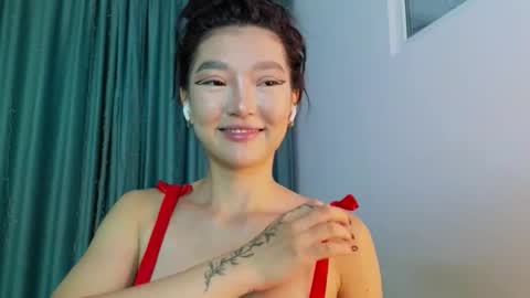 Snapshot of hey_herbal chatting on 28, 9, 2025 Audrey online show from 28, 9, 2025