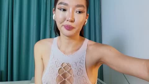 Snapshot of hey_herbal chatting on 29, 9, 2025 Audrey online show from 29, 9, 2025