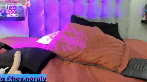 Noraly  online show from 20, 12, 2024