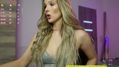 Snapshot of hey_siry chatting on 6, 10, 2025 Siry online show from 6, 10, 2025