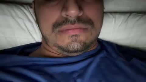 Snapshot of heyitzmesexyboy chatting on 12, 3, 2025 Yummy77 online show from 12, 3, 2025