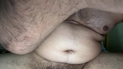 Snapshot of heyitzmesexyboy chatting on 1, 8, 2026 Yummy77 online show from 1, 8, 2026