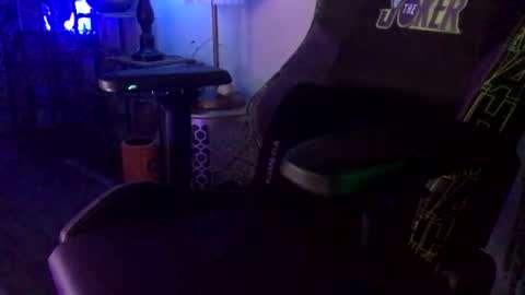 Snapshot of heynicole01 chatting on 2, 12, 2024 FlexieFae online show from 2, 12, 2024