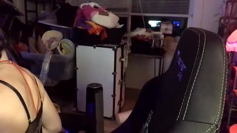 Snapshot of heynicole01 chatting on 7, 1, 2025 FlexieFae online show from 7, 1, 2025