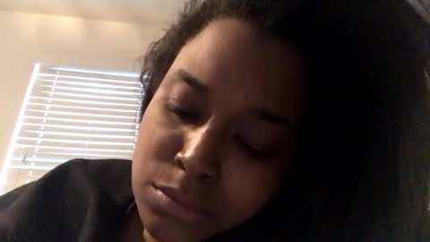 Snapshot of heyyou301990 chatting on 12, 11, 2025 heyyou301990 online show from 12, 11, 2025