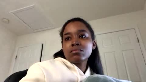 Snapshot of heyyou301990 chatting on 21, 11, 2025 heyyou301990 online show from 21, 11, 2025