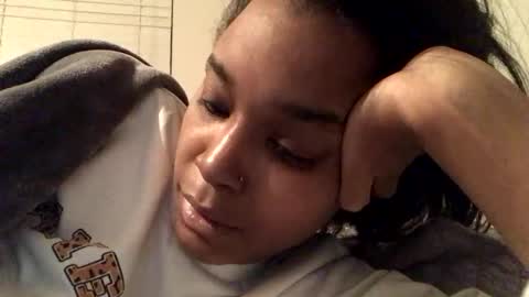 Snapshot of heyyou301990 chatting on 14, 12, 2025 heyyou301990 online show from 14, 12, 2025