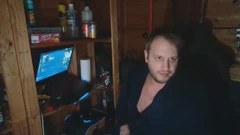 Snapshot of hharveyden chatting on 18, 2, 2026 H Dawg online show from 18, 2, 2026