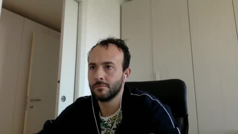 Snapshot of hhombre chatting on 28, 11, 2025 hhombre online show from 28, 11, 2025