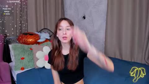 Snapshot of hi__karu chatting on 1, 11, 2025 Karu online show from 1, 11, 2025