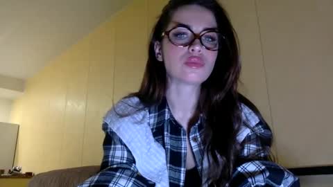 Foxxx07 online show from 28, 2, 2025