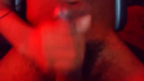 Snapshot of hickstj57 chatting on 30, 5, 2026 ishow2cumforU online show from 30, 5, 2026