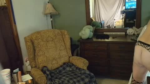 Snapshot of hidden_gold_milf chatting on 30, 10, 2025 hidden_gold_milf online show from 30, 10, 2025