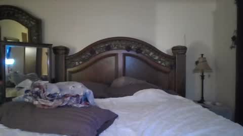 Snapshot of hidden_gold_milf chatting on 21, 4, 2026 hidden_gold_milf online show from 21, 4, 2026