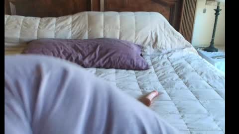 Snapshot of hidden_gold_milf chatting on 13, 5, 2026 hidden_gold_milf online show from 13, 5, 2026