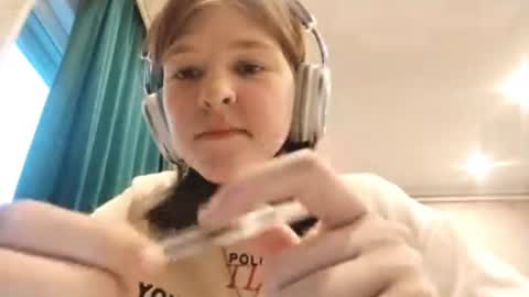 Snapshot of hiengandy chatting on 16, 7, 2026 Allison online show from 16, 7, 2026