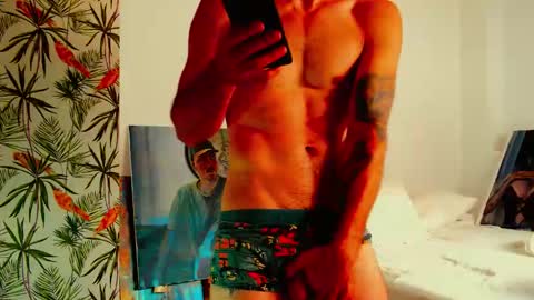 Snapshot of highnightz chatting on 14, 10, 2025 highnightz online show from 14, 10, 2025