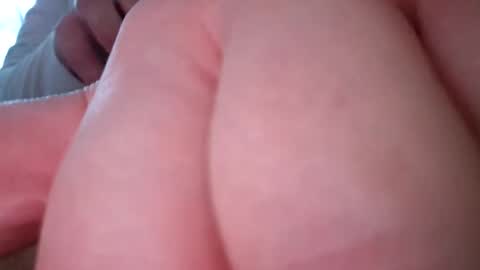 Snapshot of highsex28x chatting on 4, 11, 2025 highsex28x online show from 4, 11, 2025