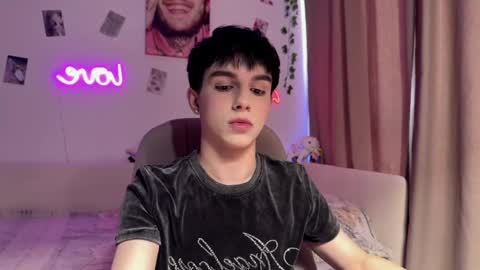 Snapshot of hiidear chatting on 29, 3, 2026 twinkvadusha online show from 29, 3, 2026