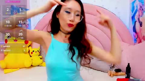 Hikori online show from 25, 2, 2025