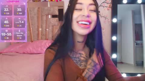 LUNA new account  FOLLOW ME online show from 22, 11, 2025