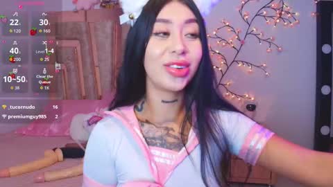 LUNA new account  FOLLOW ME online show from 22, 12, 2025