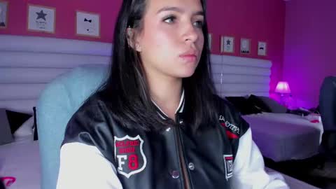 hilary_tailor online show from 2, 10, 2025