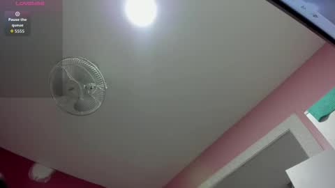 hilary_tailor online show from 16, 10, 2025