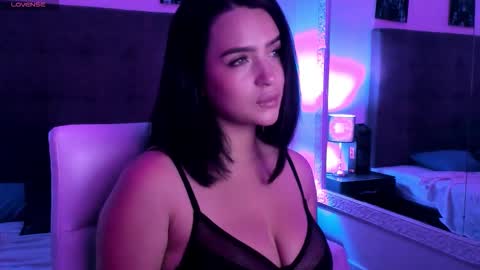 hilary_tailor online show from 19, 3, 2026