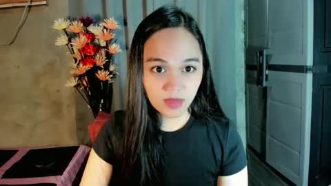 hilarymolly online show from 17, 2, 2026