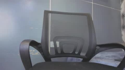 Snapshot of hillary_banks__ chatting on 8, 11, 2025 Hillary online show from 8, 11, 2025