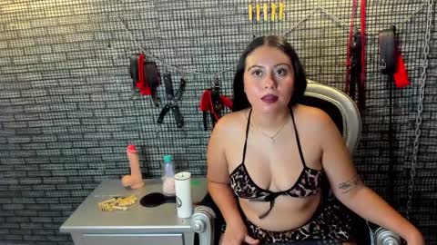 Hillary  online show from 27, 3, 2026