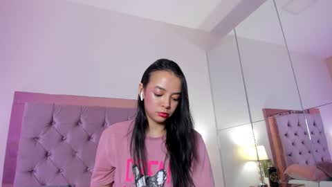 Hillary online show from 27, 11, 2025