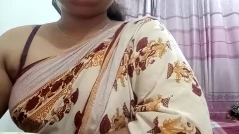 Snapshot of himuhimu22 chatting on 16, 10, 2025 himuhimu22 online show from 16, 10, 2025