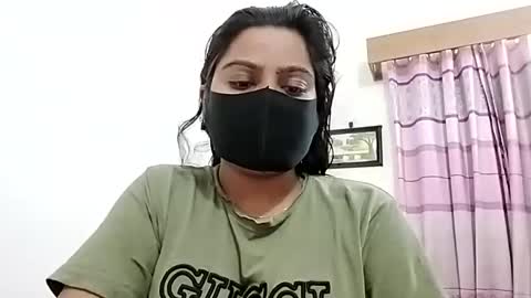 Snapshot of himuhimu22 chatting on 11, 11, 2025 himuhimu22 online show from 11, 11, 2025