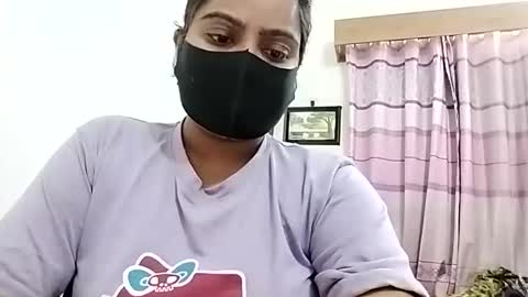 Snapshot of himuhimu22 chatting on 19, 11, 2025 himuhimu22 online show from 19, 11, 2025