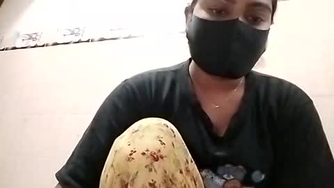 Snapshot of himuhimu22 chatting on 24, 11, 2025 himuhimu22 online show from 24, 11, 2025