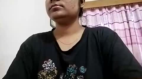 himuhimu22 online show from 15, 4, 2026