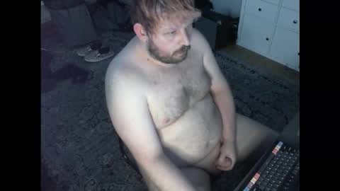 Snapshot of hipguy91 chatting on 29, 10, 2025 hipguy91 online show from 29, 10, 2025