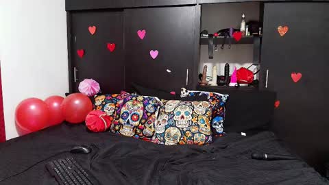 Elizabeth online show from 15, 2, 2025