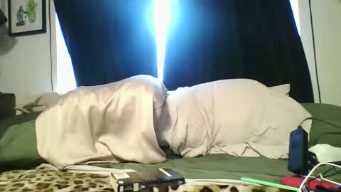 Snapshot of hisnotyours chatting on 14, 11, 2025 Grace online show from 14, 11, 2025