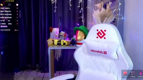 Ella online show from 16, 4, 2026