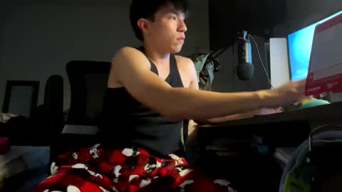 hispanicguy10 online show from 13, 11, 2025