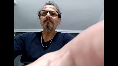 Snapshot of hitstick077 chatting on 1, 4, 2026 CandyboxHunter44 online show from 1, 4, 2026