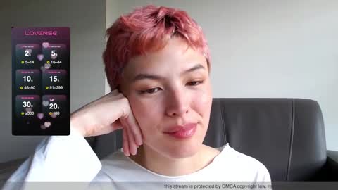  Vivi  online show from 22, 12, 2025