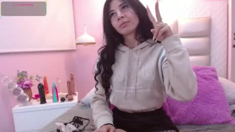 Snapshot of hiyakasudere chatting on 19, 5, 2026 hiyakasudere online show from 19, 5, 2026